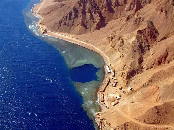 Blue Hole & Canyon Dahab