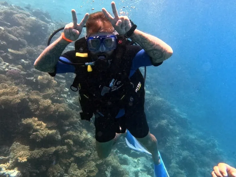 How to Choose a Dive Mask (and Get a Perfect Fit)