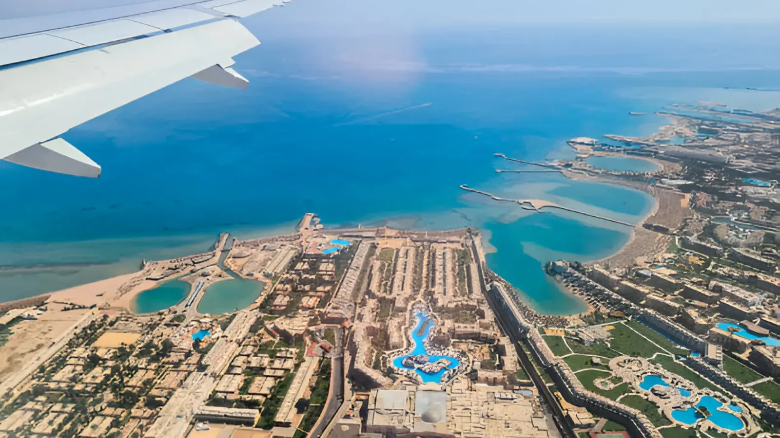 Sharm vs Hurghada Diving 2026 – Which Red Sea Base for You? | Aquarius